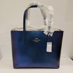 💕 Rare COACH Hologram Iridescent Tote Bag